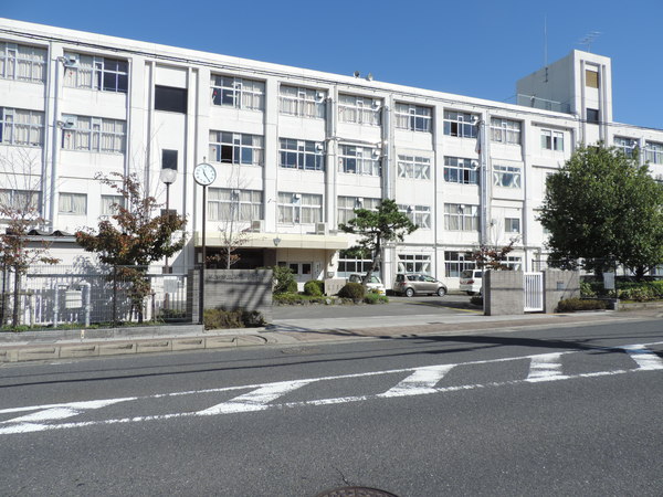 草津市草津3丁目の新築一戸建(草津市立草津中学校)