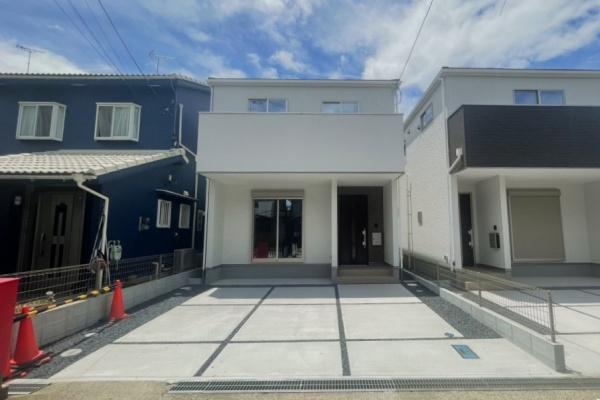 栗東市中沢２丁目の新築一戸建