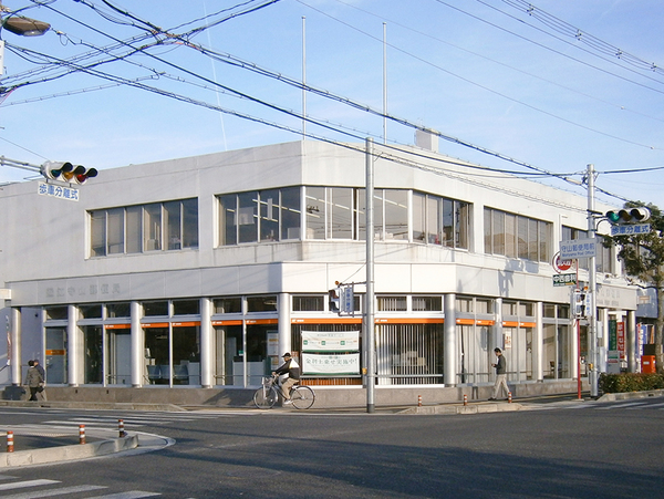 守山市下之郷1丁目の新築一戸建(近江守山郵便局)