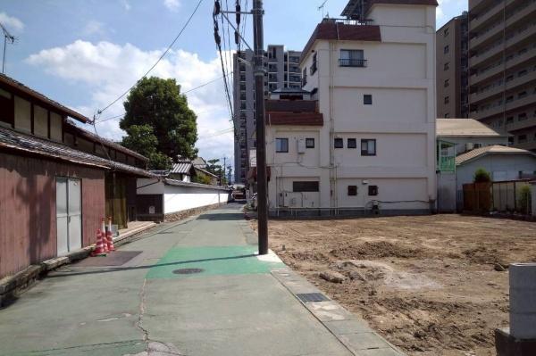 草津市草津2丁目の土地(前面道路含む現地写真)