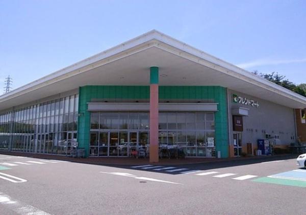 大津市松が丘7丁目の中古一戸建て(フレンドマートグリーンヒル青山店)