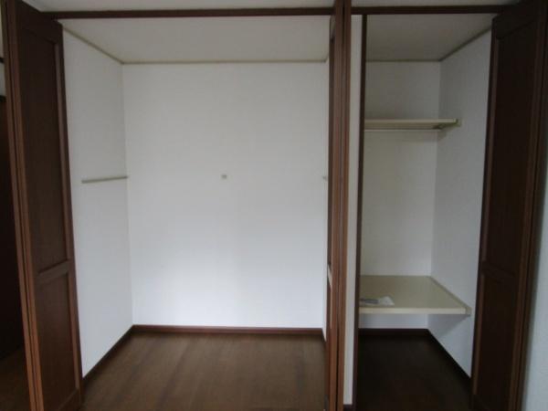 一里山4丁目貸家