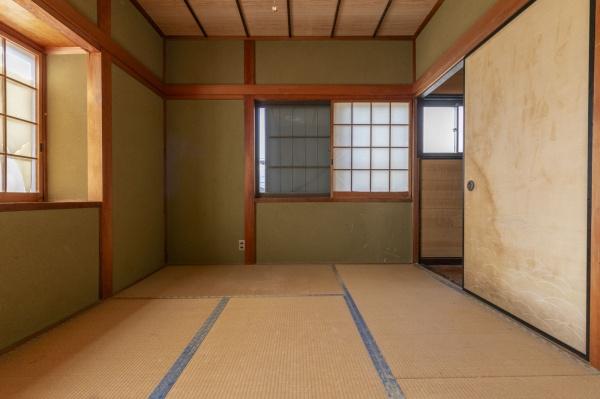 大津市里３丁目の中古一戸建て
