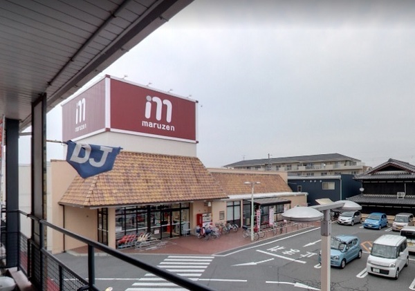 近江八幡市中小森町の土地(フレンドマート八幡鷹飼店)