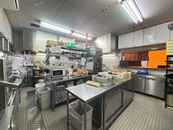 コスモ守山7番館　テナント