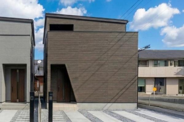 守山市二町町の新築一戸建