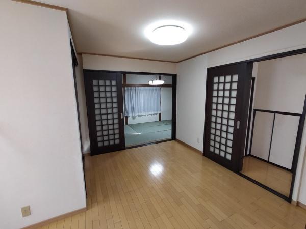 里5丁目貸家