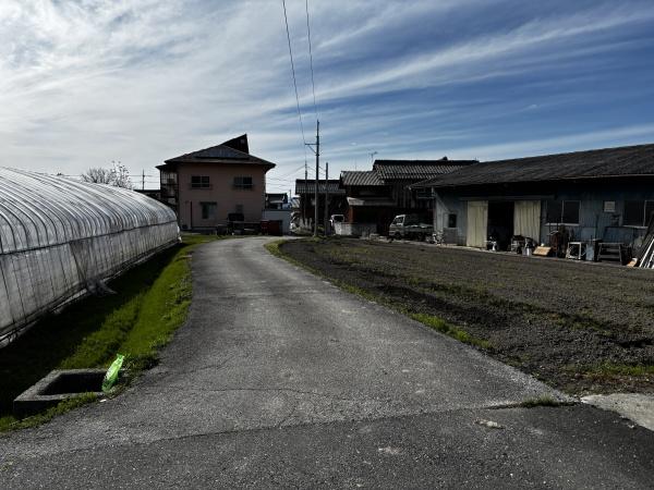 東近江市北花沢町の中古一戸建て