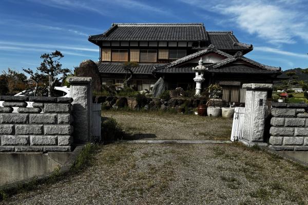 東近江市北花沢町の中古一戸建