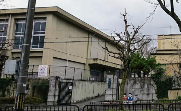 京都市北区紫竹下芝本町の土地(京都市立紫竹小学校)