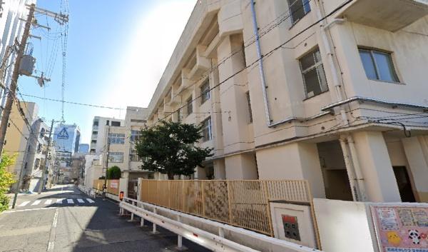 グランドメゾン新梅田タワーTHECLUBRESIDENCE(大阪市立大淀小学校)