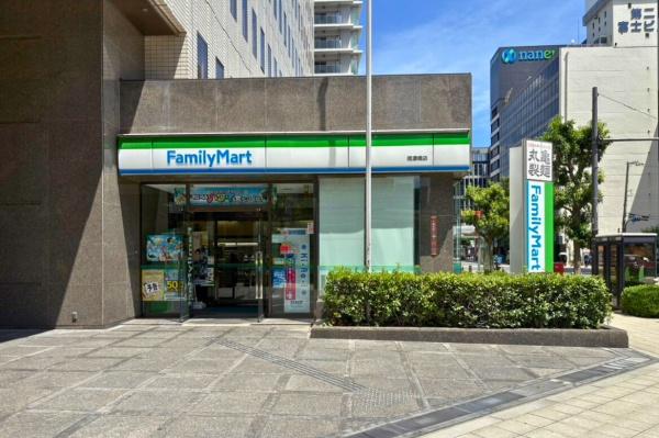 プレミストタワー靱本町(ファミリーマート信濃橋店)