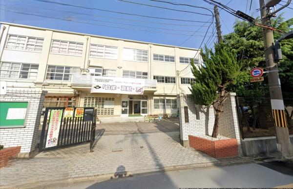 京都市南区四ツ塚町の中古一戸建て(京都市立八条中学校)