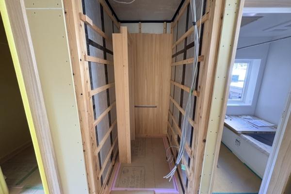 京都市中京区姉小路通柳馬場東入菊屋町の新築一戸建