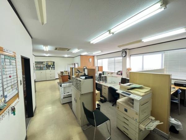 石井町の大型倉庫　事務所併設　多様な用途に