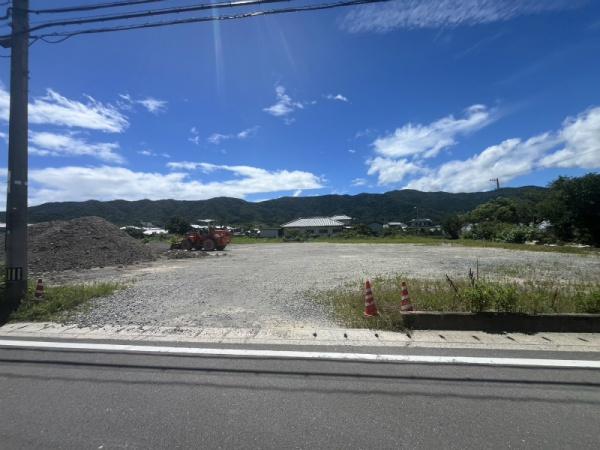 吉野川市鴨島町山路の売土地