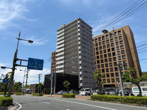 アルファステイツ県庁前