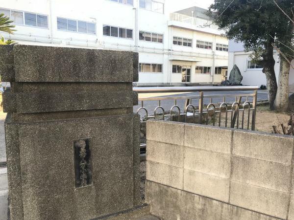 徳島市八万町福万山の土地(徳島市立八万小学校)