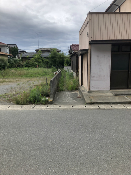 鳴門市撫養町弁財天字三ツ井丁の土地