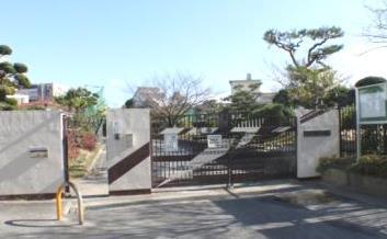 寝屋川市菅相塚町の土地(寝屋川市立第六中学校)