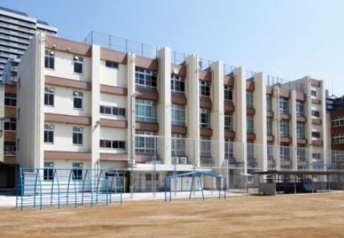 リバーサイドともぶち19号棟(大阪市立友渕小学校)