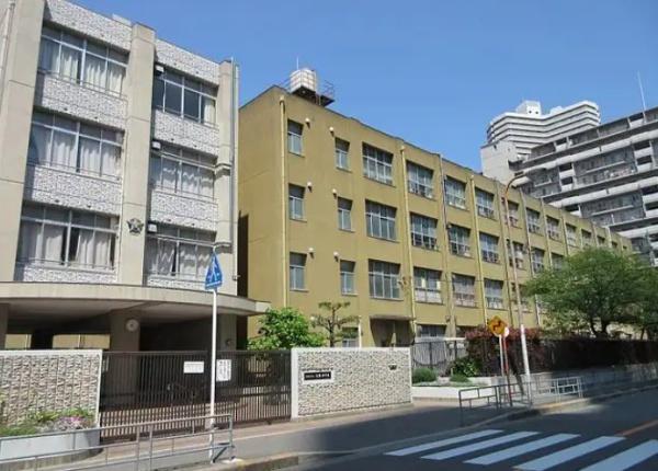 リバーサイドともぶち19号棟(大阪市立友渕中学校)