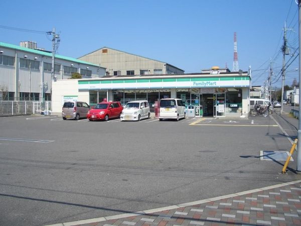 門真市島頭4丁目の中古一戸建て(ファミリーマート門真下馬伏店)