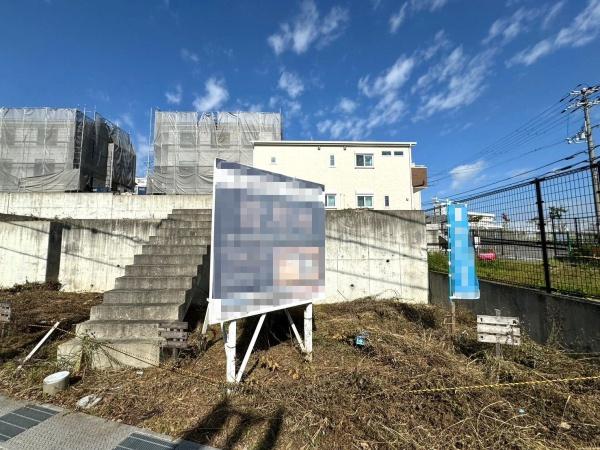 寝屋川市太秦緑が丘　27号地