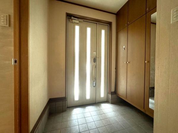 門真市小路町の中古一戸建て