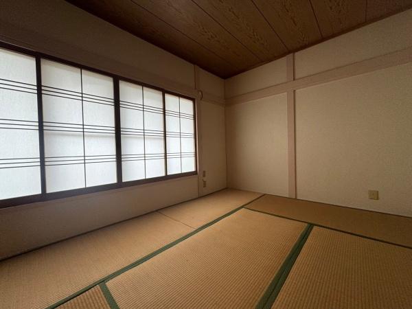 寝屋川市緑町の中古一戸建て