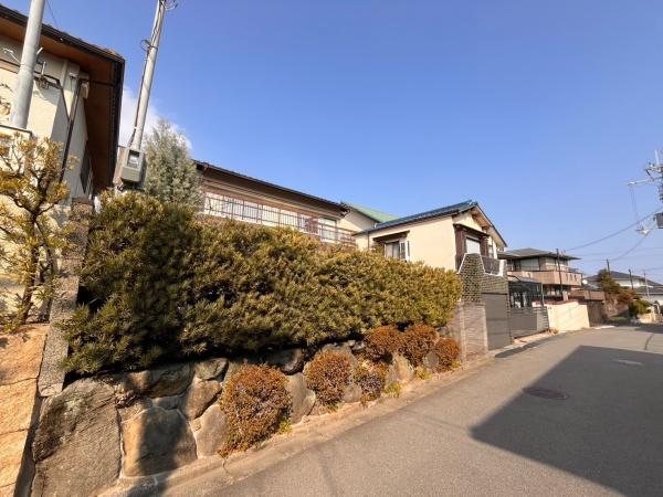 寝屋川市成田東が丘　古家付土地