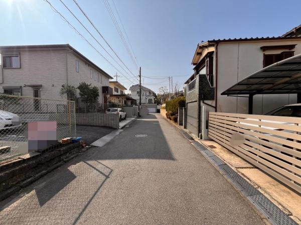 寝屋川市成田東が丘　古家付土地