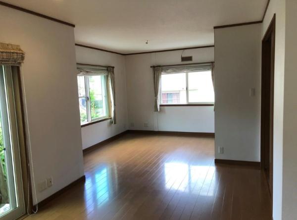 寝屋川市成田東町　中古戸建