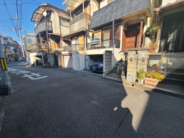 箕面市半町４丁目の中古一戸建て