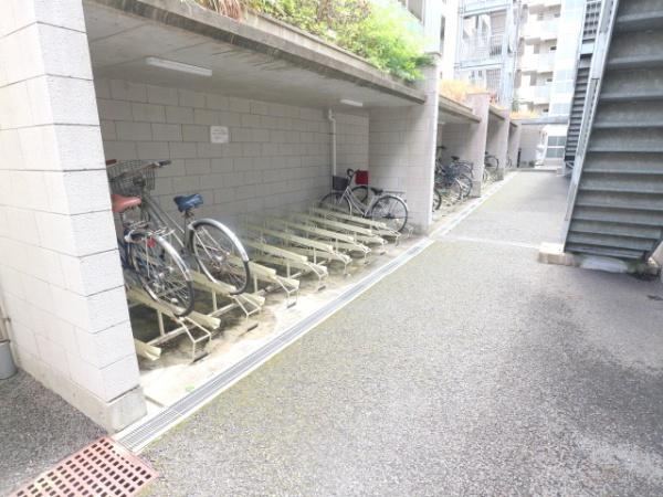 エルフラッツ萱島