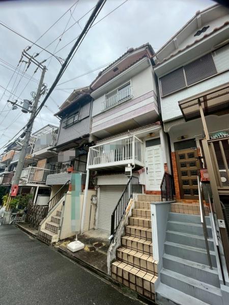 寝屋川市萱島東１丁目の中古一戸建て