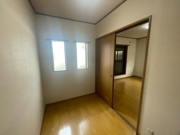 寝屋川市萱島南町の中古一戸建て
