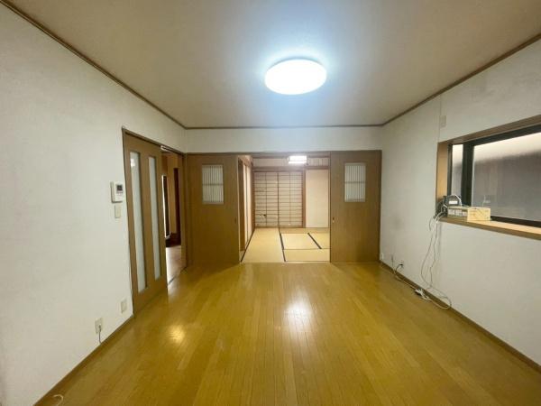 寝屋川市萱島南町の中古一戸建て