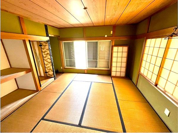 寝屋川市太秦桜が丘の中古一戸建て