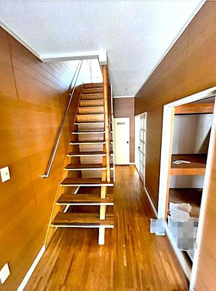 寝屋川市太秦桜が丘の中古一戸建て