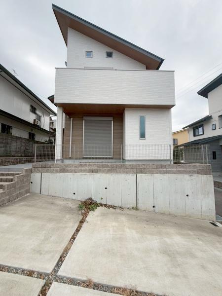 奈良県富雄川1丁目　中古戸建