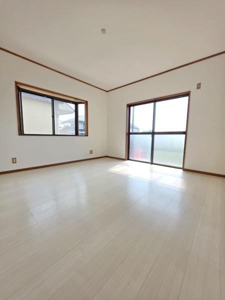 寝屋川市高宮あさひ丘の中古一戸建て