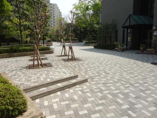 オークヒルズ香里四番館