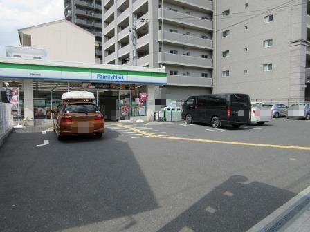 エスリード門真駅前(ファミリーマート門真元町店)