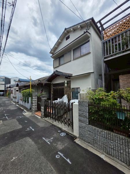 門真市本町の中古一戸建て