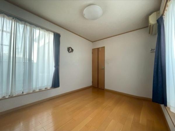 寝屋川市田井町の中古一戸建て