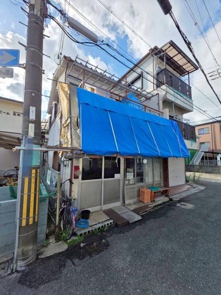 寝屋川市木屋元町　店舗付き戸建
