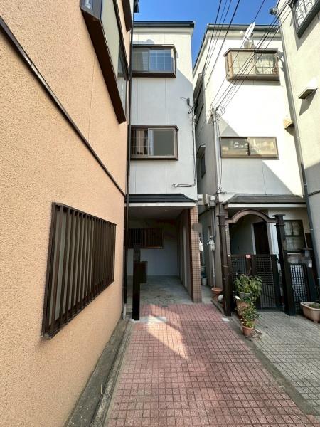 寝屋川市北大利町 中古戸建