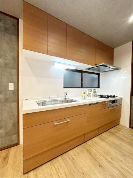 寝屋川市北大利町　中古戸建