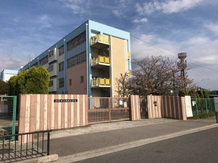 門真市下馬伏町の土地(門真市立第四中学校)